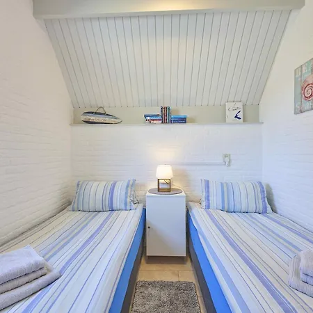 Holiday home De Zeediek Herkingen